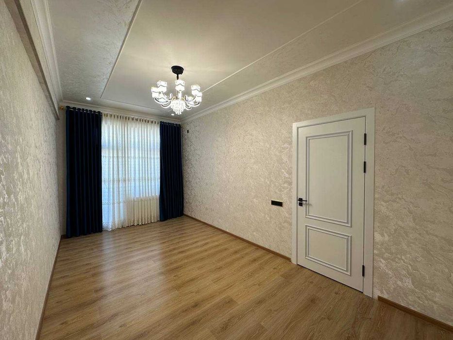 Продаётся 1х комн квартира на 6 этаже Ор-р Шарк Ал Мактум