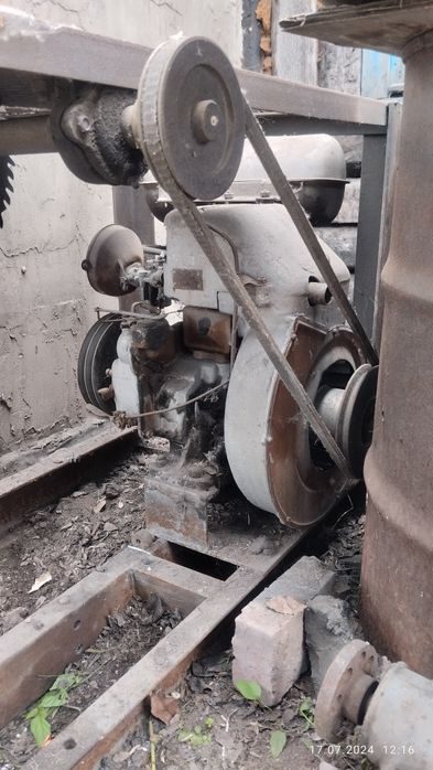 Пилорама бензиновая  продам