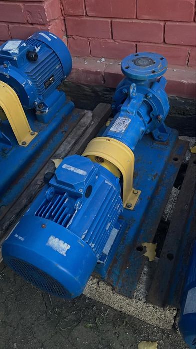 Продам насос консольный