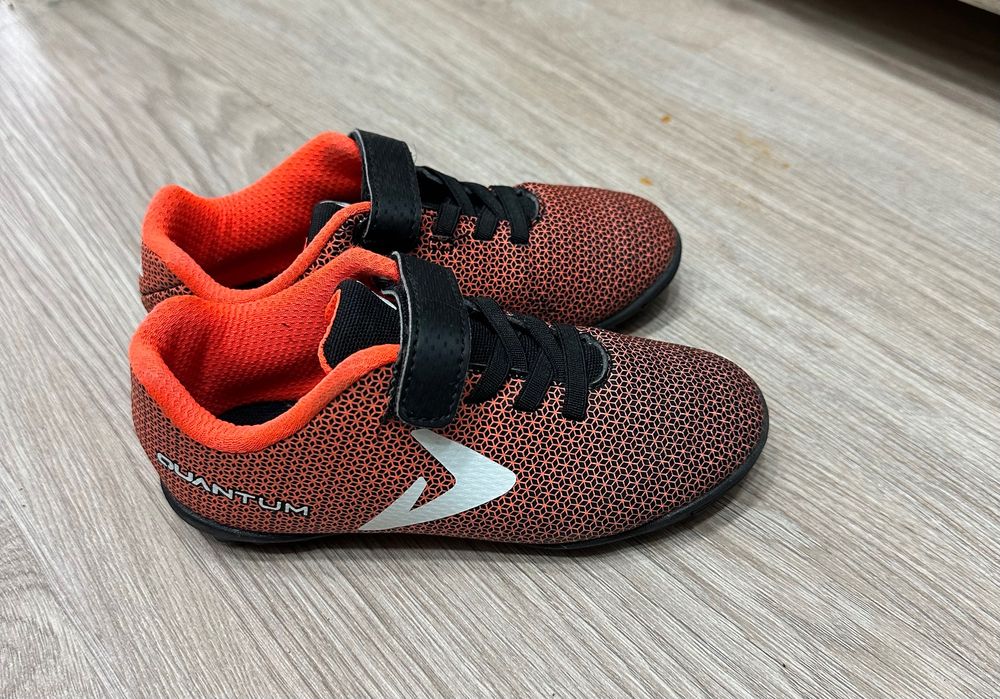 Бутсы футбольные для мальчика