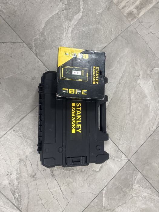 Vind laser stanley3x360nou 2025 12v,3Ah cu receptor nou la cutie