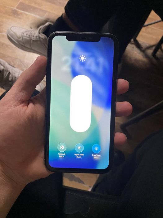 Iphone 11 128gb sotiladi