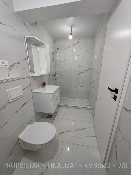 Proprietar vand apartament 2 camere tip studio, langa metrou, nou & disponibil imediat