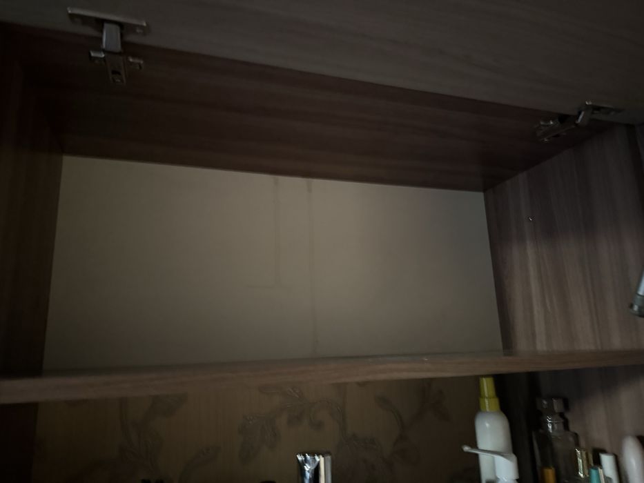 Стенка доя телевизора и вещей