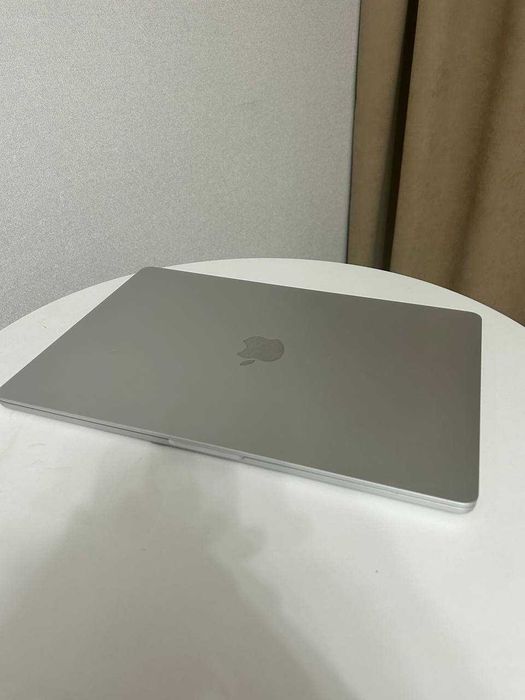 Apple MacBook Air 15" M2