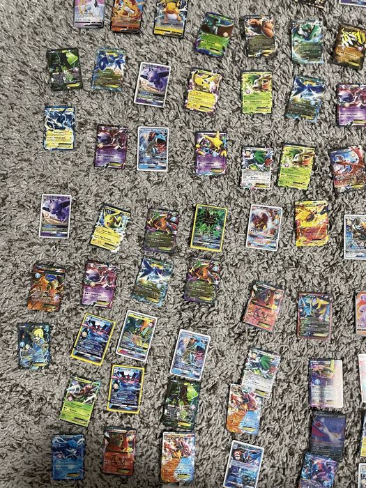Colectie de carti Pokemon