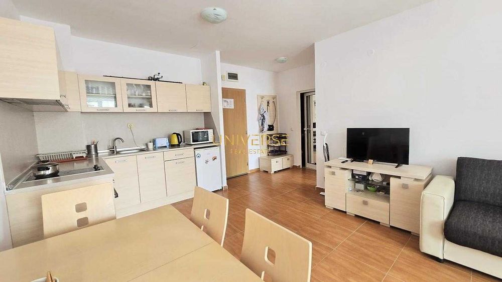 Продава се Двустаен апартамент в к.к. Слънчев бряг - 65 кв.м за 1600 €/кв.м - Снимка #4