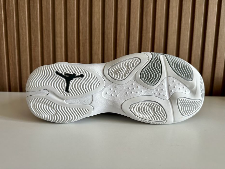 Jordan Max Aura 4 “Cool Grey”