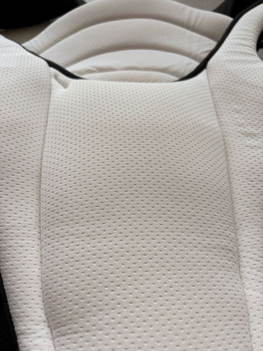 Marsupiu ergonomic Chicco You&Me negru