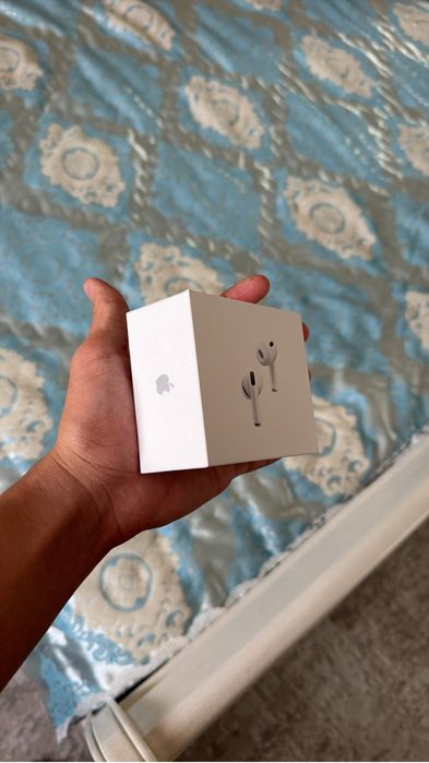 продам Airpods 3 pro