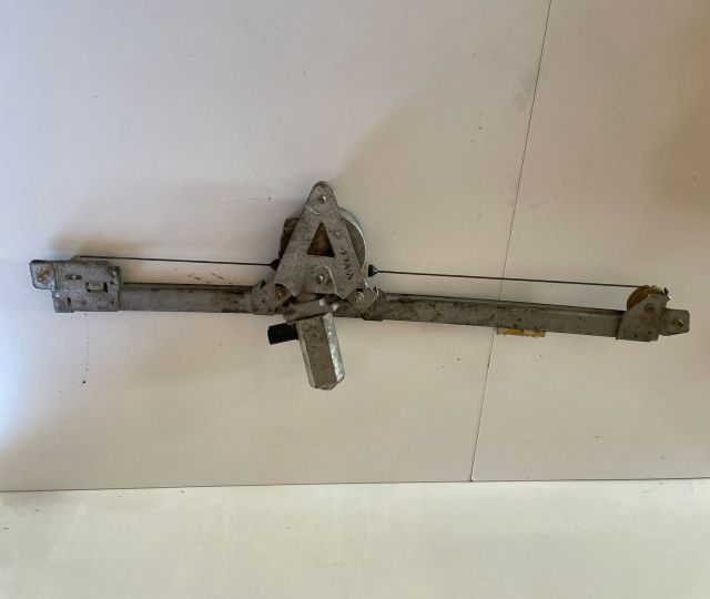 Macara  geam dreapta fata + motoras 96541738 Chevrolet Kalos prima ge