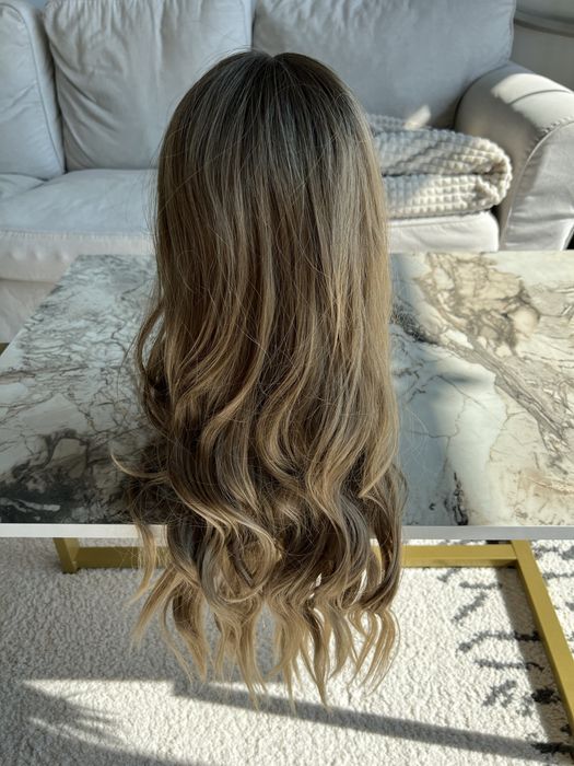 Peruca blond aluna