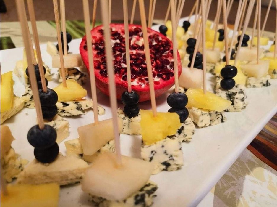 Кетъринг Аморе изготвя и доставя на място