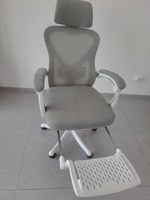 Продаются офисные кресла