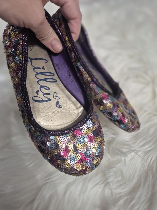 Balerini cu paiete marimea 32