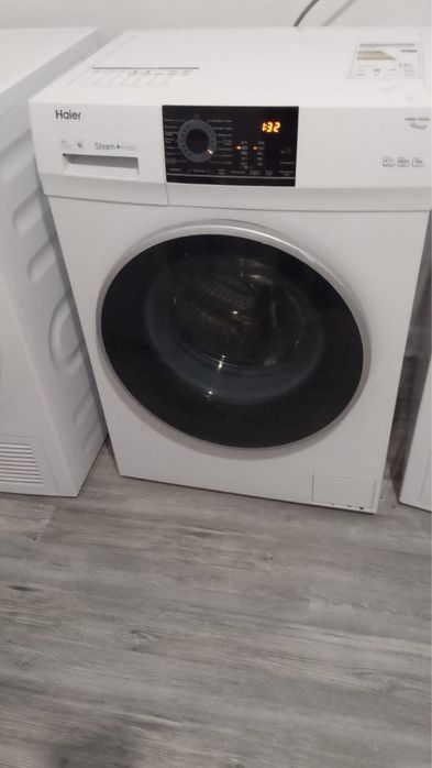 Продается стиральная машин