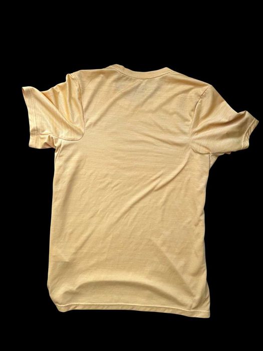 Tricou Nike Dri-FIT Galben (Mărimea S)