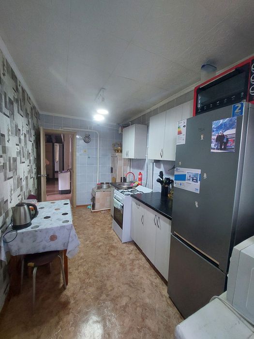 Үй сатылады тез арада 2 бөлмелі