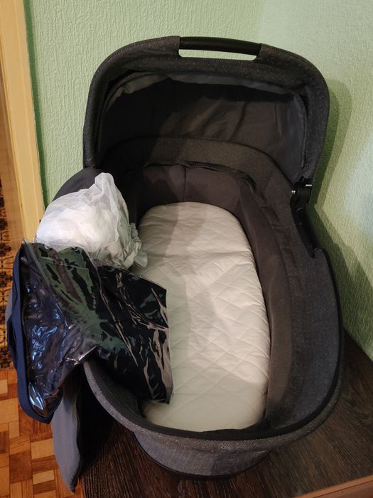 Maxi Cosi 3в1 бебешки кош+ летен +столче за кола Mama's & Papa's адап