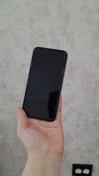 Iphone 11 белый 128 гб