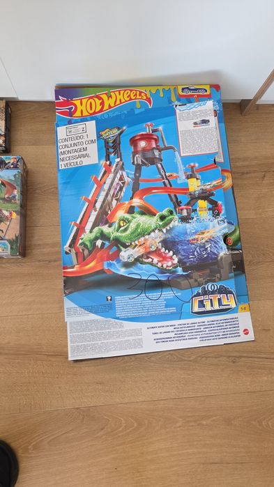 Lego , hot wheels
