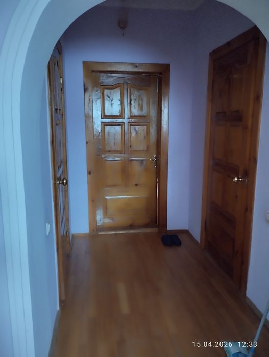 Продам двери , деревянные и МДФ  б/у