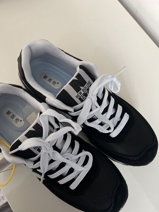 Кроссовки унисекс