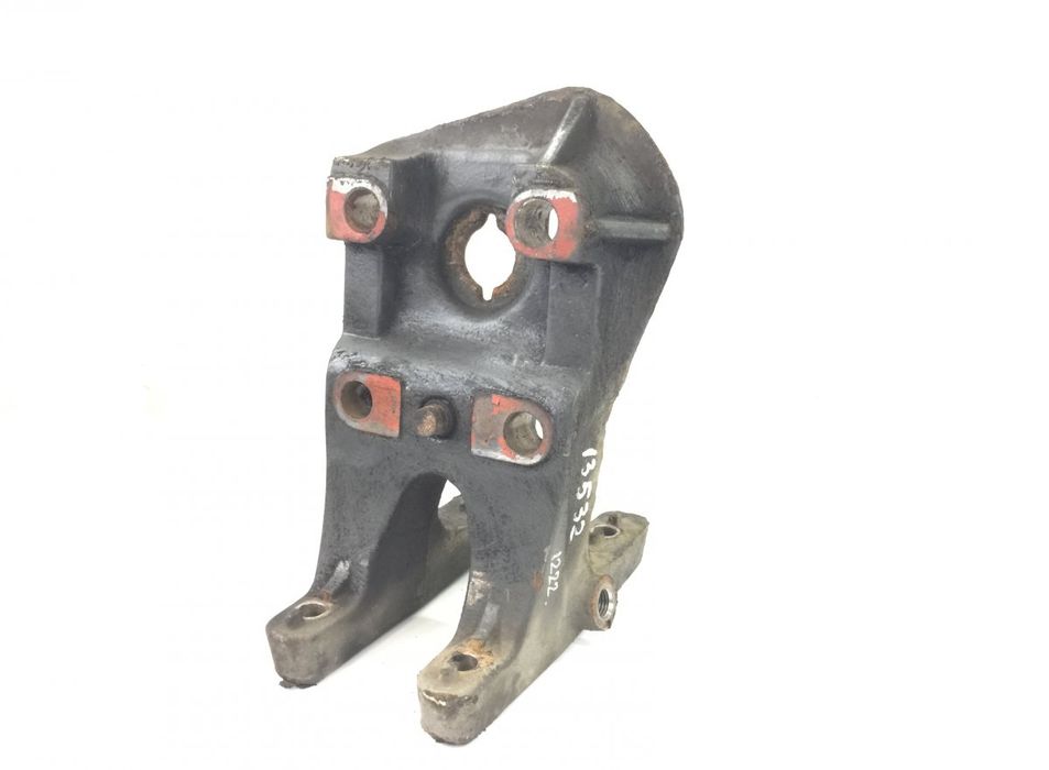 20806896 Suportul tijei de torque, axa față dreapta VOLVO FH12, FH16, NH12, FH, VNL780 (1993-2014) VOLVO
