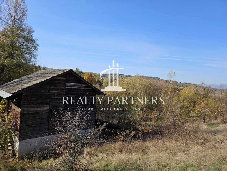 Продава се Парцел в с. Глоговица, Област Перник - 1009 кв.м за 13 €/кв.м - Снимка #1