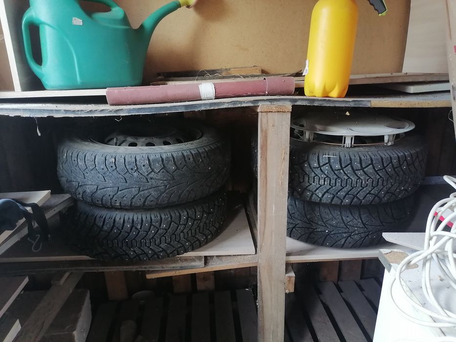 Продам Шины с дисками