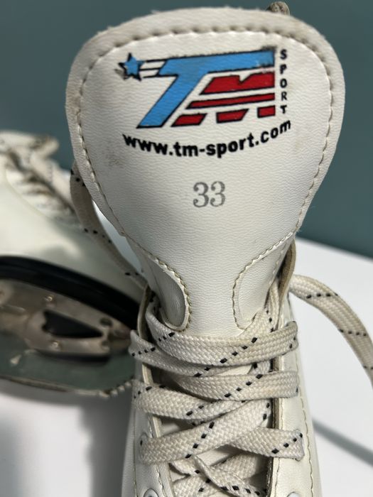 Продам коньки детские