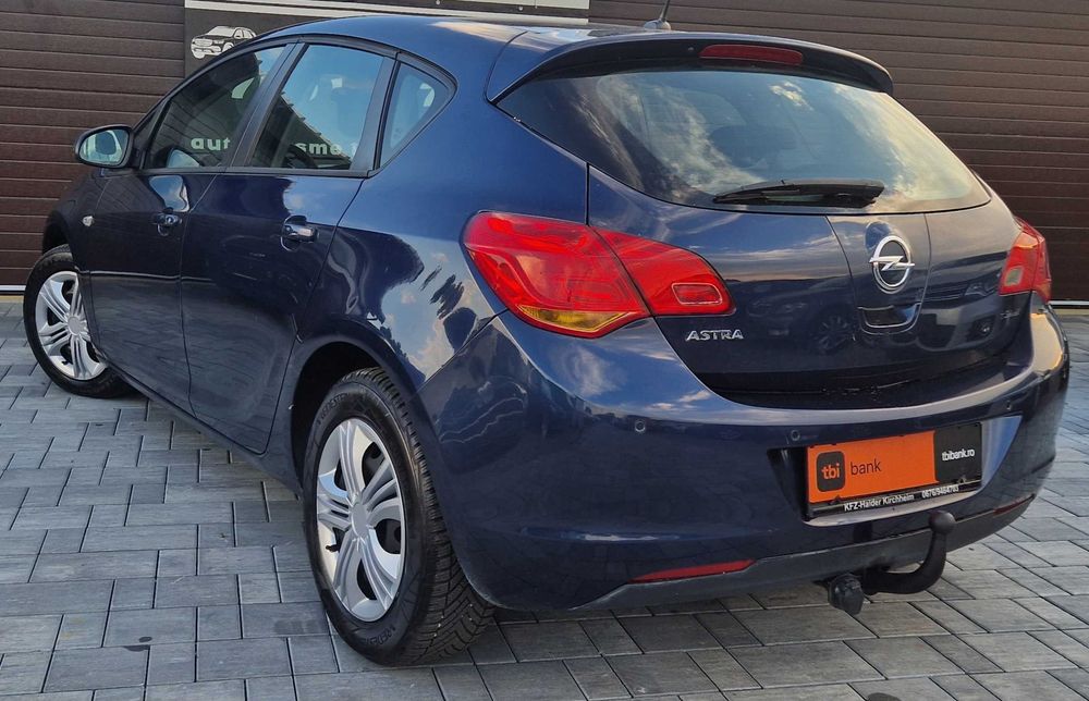 OPEL Astra 2010 — imagine 4