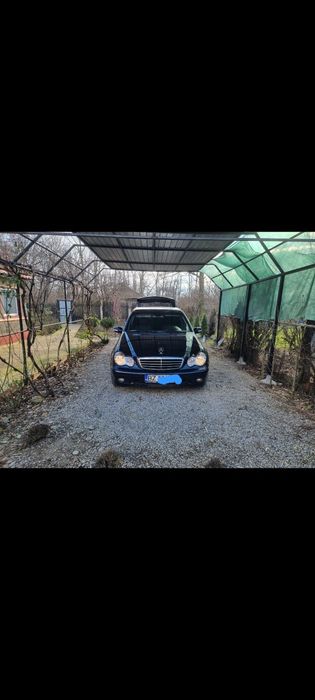 Mercedes-Benz   c220 diesel