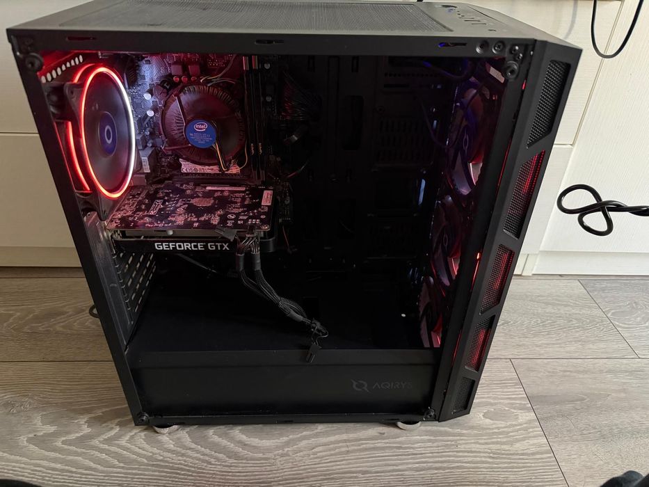 Vand PC Gaming pret usor negociabil