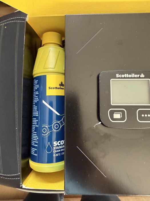 Vand sistem automat ungere lant moto Scottoiler 3.1