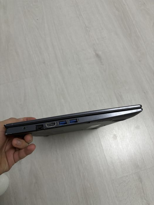 Laptop Acer           .