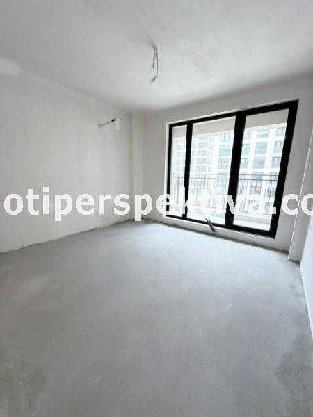 Продава се Тристаен апартамент в Пловдив, Тракия - 98 кв.м за 1562 €/кв.м - Снимка #2