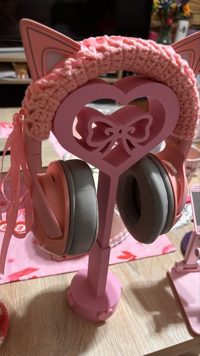 Headphone Stand Heart