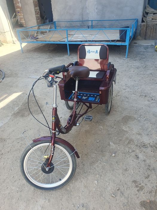 Велосипед трехколесный