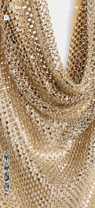 Златна рокля зара