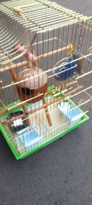 Клетка для птиц.