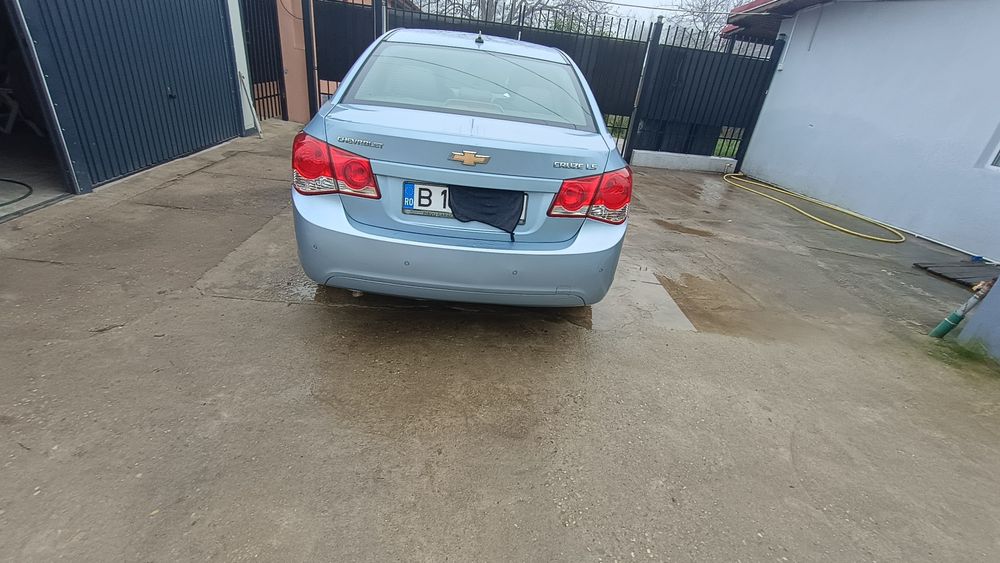 Vând Chevrolet Cruze , 1.6 benzina, 2010, 126000 km