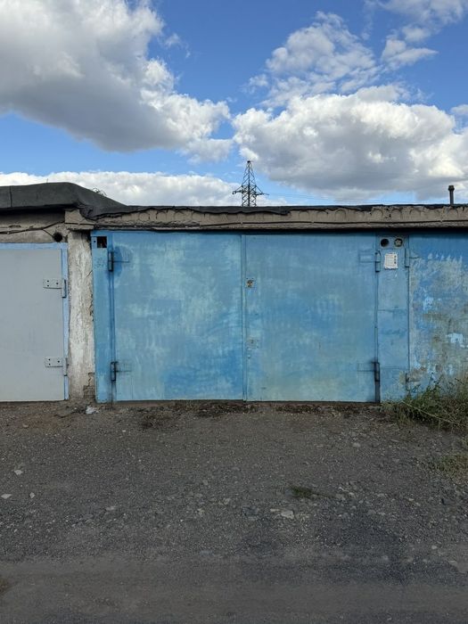 Продаётся очень хороший гараж