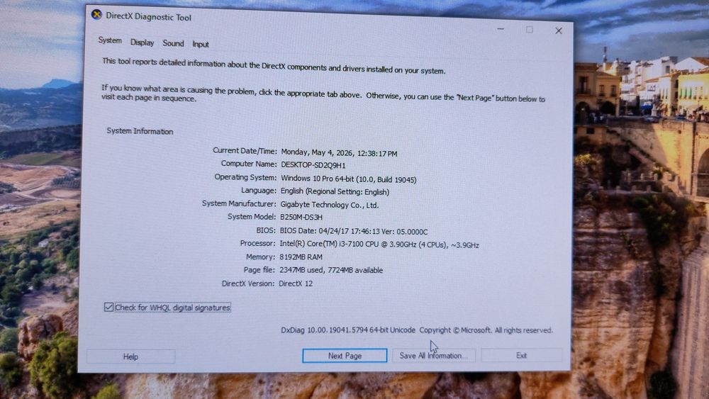 Calculator 1050 ti, procesor i3 gen 7 SS 128 gb dau cadou un cooler