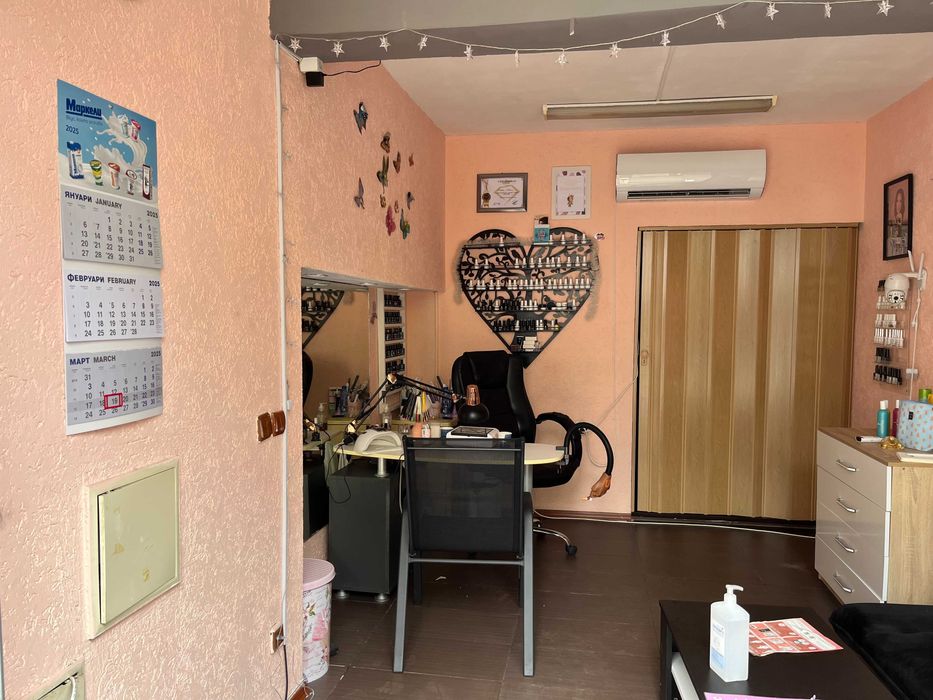 Дава се под наем Магазин в Шумен, Център - 30 кв.м за 255 € - Снимка #6