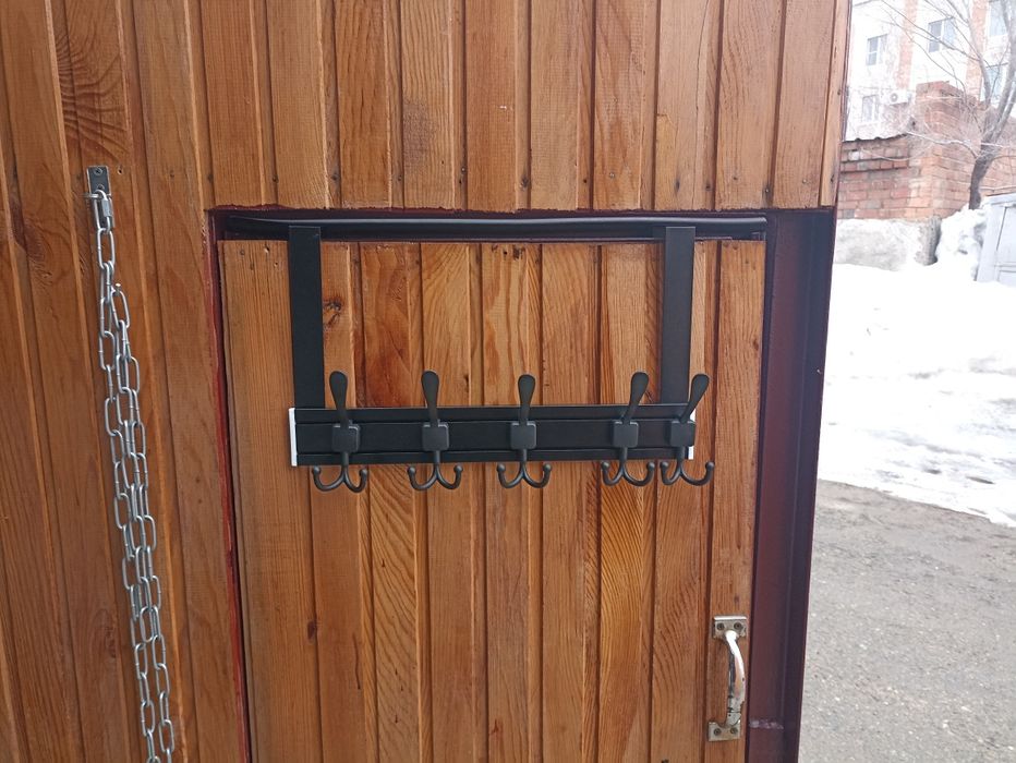 Продам Вешалку навесную на дверь