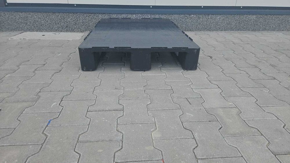 Palet plastic/hdpe reciclat/Transport gratuit 300 ron