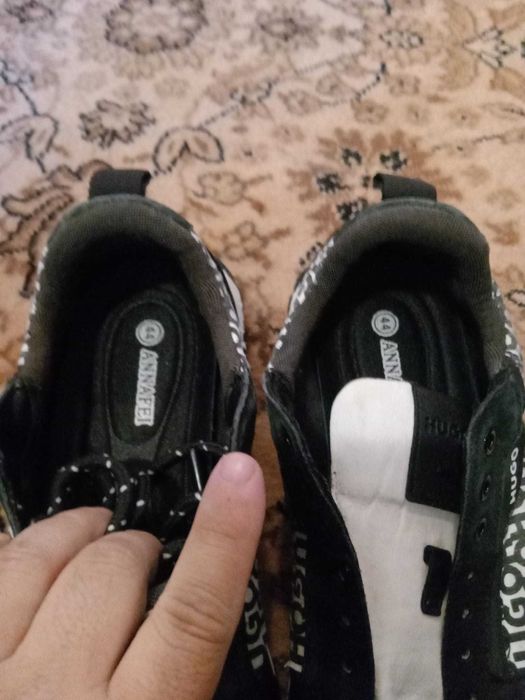 Adidași bărbați Hugo , mărimea 44