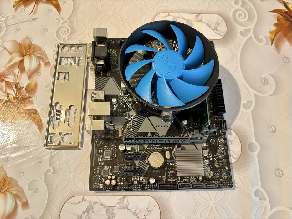 Продам комплект ASUS H310
