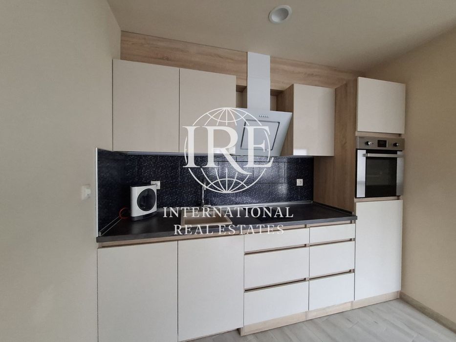 Дава се под наем Двустаен апартамент в Варна, Бриз - 70 кв.м за 698.19 € - Снимка #3